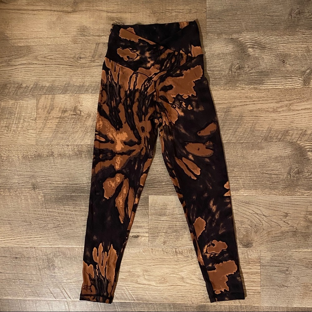 Offline Real Me Tie Die High waisted crossover leggings